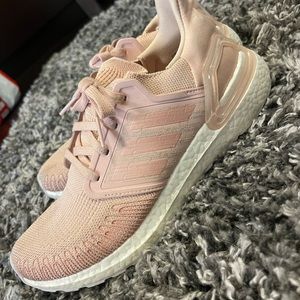 Blush pink adidas ultraboost - Size 10